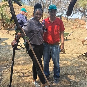 Working together for a better South of Joburg.💚 Did you know that Mall of The South is a proud sponsor and partnership of SOJO Business & Tourism Helping Hands Foundation?🌱 In September, we celebrated the groundbreaking of our SOJO Helping Hands Foundation Community Farm! 🚜 We can’t wait to see the positive impact this project will have on our community! View more and see how you too can be a helping hand in our community! #MallOfTheSouth #JohannesburgSouth #AspenHills #BrackenGardens #Bracke