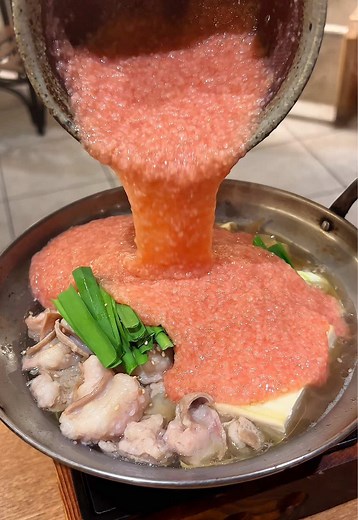 明太とろろもつ鍋｜博多ニューコマツで福岡名物を味わう