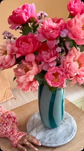 9 comments | Double Tap, wenn du es genauso siehst ✨ Die Pfingstrosen Saison ist viel zu besonders, oder? 凉 | Bloom & Wild | Facebook