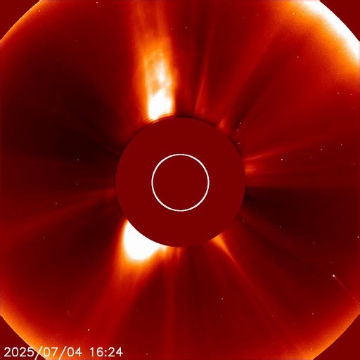 Death of a 'Sungrazing' Comet | Solar and Heliospheric Observatory (SOHO) FriendsofNASA.org: The solar system has one less comet. A "dirty snowball" melted away on July 4, 2025, as it plunged into the sun's outer atmosphere. Coronagraphs onboard the Solar and Heliospheric Observatory (SOHO) witnessed the final moments here. In this video, an opaque disk covers the sun, blocking its glare to produce an artificial eclipse. This coronagraph allowed SOHO's digital cameras to see the comet less than 