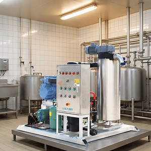 [Hot Item] Advanced 20t/Day Flow Slurry Ice Maker for Fisheries