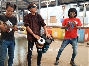 55K views · 1.4K reactions | Kalau begini kan mantap, lagu Emas hantaran versi pengamen alay #hiburan #emashantaran #pengamenjalanan #ciranachannel #pengamenalay | Cirana Channel | Facebook