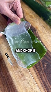 This slime eliminates bloated belly, gas, and cravings👇🏽 This is one of my fail-proof tricks that helps with weight loss thanks to the powerful benefits of flaxseed. Thanks to its omega-3 content, insoluble fiber, lignans, a full panel of nutrients, and more, it can control appetite, regulate levels of bad cholesterol and blood sugar. Just take a tablespoon of this slime on an empty stomach or when you have those uncontrollable cravings to eat the whole house. Try it and let me know how it goe