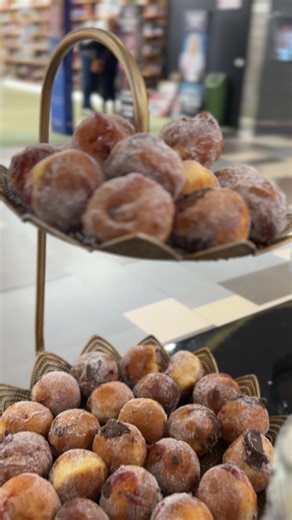 A List Magazine on Reels