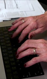 Pistachio knows. It’s Crunch Time. Smart between-meal snacking curbs...