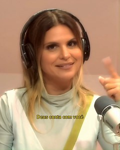 9.5K views · 1.1K reactions | Não podemos nos calar, precisamos ser cristãos ativos! Podemos deixar uma palavra de encorajamento, de fé em todos os lugares que estivermos. Seja você criança, adolescente, jovem, pessoas mais maduras. Esse é o tempo de sermos pessoas que vão fazer a diferença. Deus conta comigo e com você!  Vamos espalhar essa mensagem? Compartilhe! | Aline Barros | Facebook