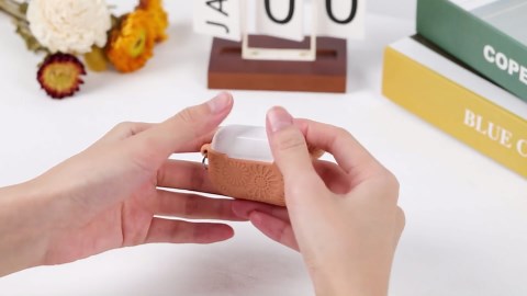 Compatible with Airpods Pro 2nd/1st Generation Case Cover Women Girls, Sunflower Engraved Silicone Case for Airpod Pro Case Cover, Cute Flower Case for Airpods Pro 2 1 Case with Keychain (Salmon)