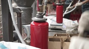 Powder Fire Extinguisher Color Red: стоковое видео (без лицензионных платежей), 1008459202 | Shutterstock