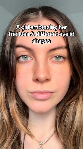 322K views · 5.9K reactions | TW: body image. Just remember every single person has something they’re insecure about... ❤️ #bodyimage #reels #mentalhealth #insecurities #bodypositivity #relatable | Chloe Taylor | Facebook