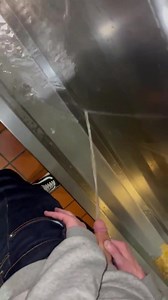 trough urinal - video 4