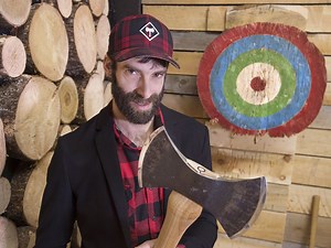 It's like darts but with axes: Traditional lumberjack axe-throwing enjoying popularity in Canada