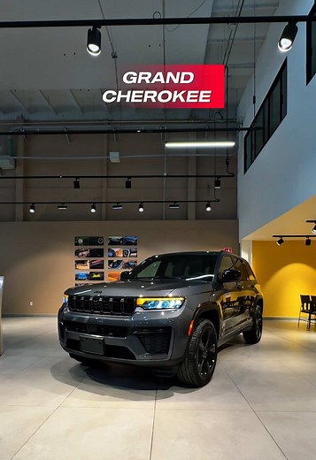 Jeep Grand Cherokee Altitude 2026: Maneja y Estrena