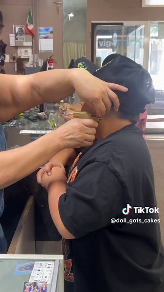 He has been wanting his ears pierced & I was a bit scared for him because I remember piercing mine as an adult and it hurt lol that’s y I take them as babies but this is his experience lol #559fresno #paratiiiiiiiiiiiiiiiiiiiiiiiiiiiiiii #piercings #ouch #explorepage✨