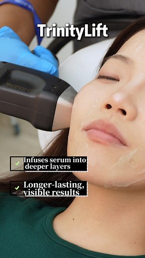 😰 Sagging face? Droopy jawline? You’re not alone. Most people think sagging can’t be fixed without surgery - but that’s no longer true. 💡 TrinityLift is a next-gen Korean 3-in-1 lifting treatment that targets the SMAS layer - the same layer surgeons lift - using triple wavelength thermal energy for deep collagen stimulation and firming. ✨ Just ONE session and you’ll see: ✅ Sharper jawline ✅ Brighter, tighter skin ✅ Rebuilt facial contour - naturally 🎥 Real results. Non-surgical. No downtime. 