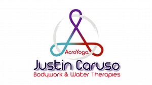 AcroYoga Elemental Immersion with Justin Caruso June 29th 2013 - July 3rd www.justincaruso.com www.facebook.com/justincarusoyoga http://www.facebook.com/groups/acroyogamedellin/ En esta Inmersión Elemental vimos las 2 facetas de AcroYoga, la parte Lunar acompañada de masaje tailandés y vuelos terapéuticos, y la parte Solar acompañada de inversiones y acrobacia en pareja. Patrocinado por Punto Blanco y Nude (Sale con el Sol), fue una experiencia inolvidable. #justincarusoyoga #aymedellin #aycolom