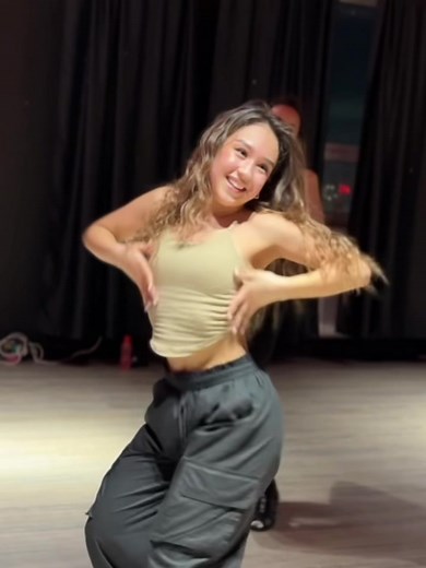 So cute @AZHAR_POZHAR !😍😍😍 #almaty #afroheels