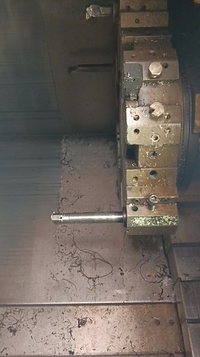 CNC machine operating | CNC Machine Operator and programing