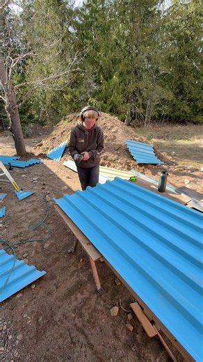 Raising the frame, raising the bar. Another beauty taking shape. Built to last, built by TRC. #timberframe #timber #nelsonbc #homerenovations #contractors | TRC Timberworks Ltd.
