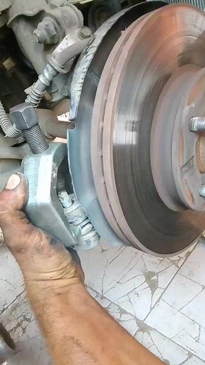 #carrepairtip #carslifetips #carrepair #carrepairs #autorepairshop #carreview | Jacobs Levi