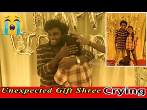 Unexpected Gift Shree Crying 🥺😭🫂| Shree B-day Celebration 🎂|Fun Couple |Vishwa Shree | VSfamilys