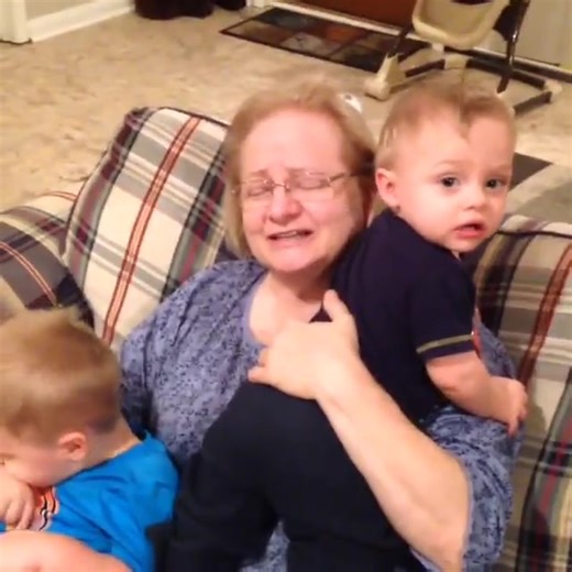 Merry Christmas Mom! | Brant Daugherty