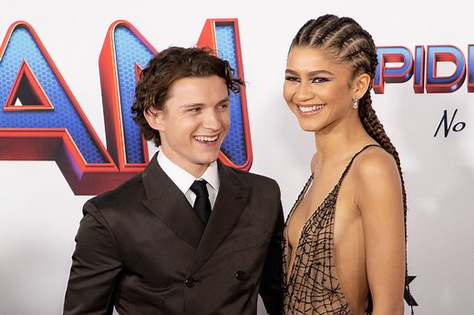 Zendaya Unfollowed Everyone on Instagram Including Tom Holland
