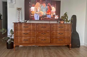 Vintage French Provicial Style Serpentine Solid Wood 9 Drawers Dresser,lionfeet Carved Legs. Elm Tree Wood. - Etsy Canada