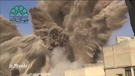 Importante explosion d'un bâtiment gouvernemental à Alep