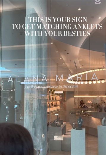 GET MATCHING ANKLETS WITH YOUR BESTIES!