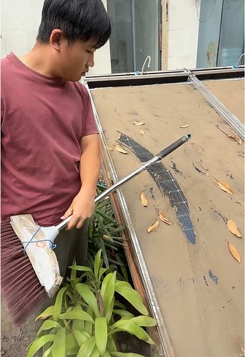 Efficient Solar Panel Cleaning Techniques