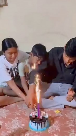 Bepar onek confusing guy’s 😆🙌 #minivlog #bithdaycelebration | Nikita Swarnakar