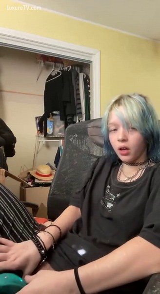 stoned out goth bating and hitting poppers.