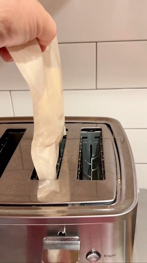 Toaster Bags?? I can’t believe I’ve waited this long. https://amzn.to/40AsJ1C | The Organizer Man