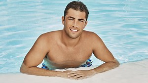 Jack Fincham reveals shocking snaps of tiny filed down teeth before veneers