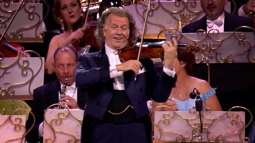 172 reactions · 15 shares | Das langersehnte Wiedersehen mit André Rieu & seinem Orchester.  Das Maastricht-Konzert 2019 – nur am 27. & 28. Juli im Kino in Deiner Nähe. Sag jetzt Deinen Liebsten Bescheid! | André Rieu | Facebook