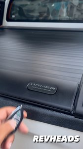 Hamer4x4 Automatic Roller Shutter with Hamer4x4 Titanium RollBar Installed on Isuzu Dmax Vcross… For Hamer4x4 Products contact us on:- 9041419494 REVHEADS #revheads4x4 #isuzu #isuzudmax #hamer4x4 #isuzuvcrossindia #pickuptruck #modifiedtrucks #4x4accessories #4x4india | Revheads