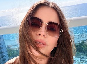 Sofia Vergara Shows Off In G-string While Soaked In Miami Sun - BlackSportsOnline