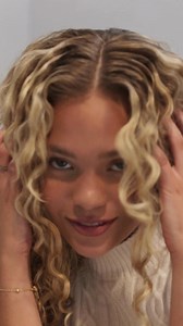 Unleash the power of perfectly defined curls with Moroccanoil Curl Defining Cream! 💁‍♀️✨ Embrace your natural bounce and let every curl pop with moisture, shine, and frizz-free definition. Curls so flawless, they deserve their own spotlight! 🌟 Click the following link to shop online and view our stockists - https://linktr.ee/moroccanoilza #Moroccanoilza #Moroccanoil #crueltyfree #arganeveryday #arganoil #CurlDefiningCream #Curlyhair #curlcare | Moroccanoil