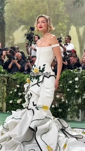 THe Best Supermodels at the Met Gala 2024 . . . #metgala #supermodels #naomicampbell #kendalljenner #gigihadid #irinashayk #karliekloss #anokyai #kaiagerber #imaanhammam #kendalljenner #redcarpet #style #memes #amazonfinds #bts #footballseason #deadpool #fashionshow #WallDecor #trending #follow #fashion #modeling #OlympicGames #viral #traveltips #MVP #models #collegefootball #walldecor #bathroomdecor #homeimprovements #bbqlife #Olympics #LeoSeason #heatwave #eminem #yellowstone #Eagles | Runway 