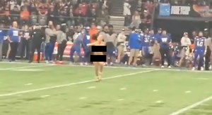 VIDEO: Fully Nude Female Streaker Tries To Steal The Show During CFL’s Grey Cup, And Absolutely Nobody Cared To Stop Her