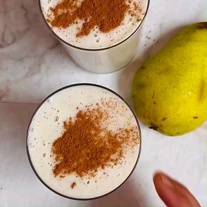 Recipe >> https://kiipfit.com/pear-smoothie/ Start your day with a refreshing burst of flavor! 🍐🍹 This pear smoothie is the perfect blend of sweet, juicy pears, ginger, hempseeds and plant milk. Not only is it delicious, but it's also packed with vitamins to keep you energized all morning long. | Kiipfit