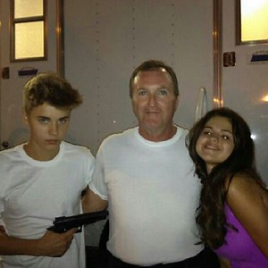 Justin Bieber Poses With Fake Gun, Sparks Real Controversy