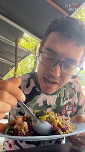 30 baht per dish—cheap, tasty, and totally worth it. #Thailand #Thaifood #Streetfood | Joel Bruner