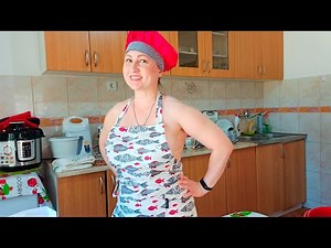 I am learning how to make sushi and rolls. How to make big rolls. Mila naturist. Kitchen.
