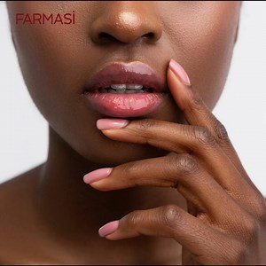Every woman needa a Farmasi lip plumper in their makeup kit. We guarantee you softer and fuller lips. | Farmasi