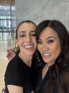 Introducing Shereen Teymour, DO, a board-certified dermatologist in practice in NYC! Contact the press! 😂❤️ Watch her TONIGHT on Dr Pimple Popper Breaking Out, Mondays, 9/8c on @LifetimeTV #drpimplepopper #breakingout