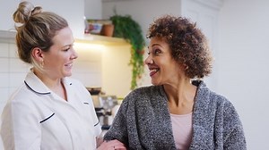Mature Woman Dressing Gown Talking Female: стоковое видео (без лицензионных платежей), 1055454011 | Shutterstock