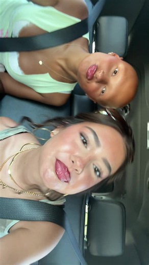 oomps (@itsnotme.oops)’s video of lip combo