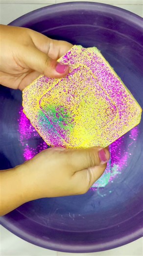 3.5K views · 32 reactions | Chalk Breaking Asmr Video #reelsfbシ #trendingreelsvideo #watercrumbling #gymchalkasmr #chalkasmr #asmrsatisfying #asmrtingle #gymchalk #asmrcommunity #asmrsounds | Asmr_satisfyby_Paro | Facebook