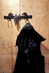 Hand-forged Coat Rack With Horse Heads and Horseshoes - Etsy